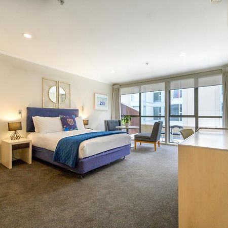 U Residence Hotel Веллингтон Экстерьер фото