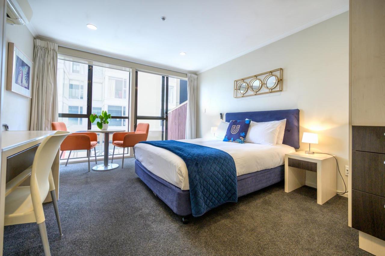 U Residence Hotel Веллингтон Экстерьер фото
