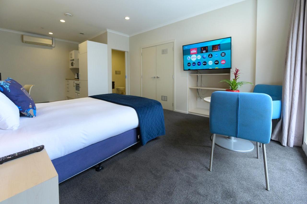 U Residence Hotel Веллингтон Экстерьер фото